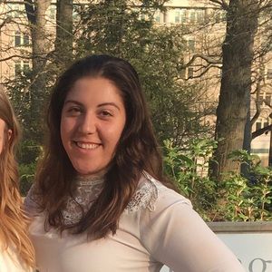 Meet your Posher, Nina